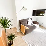 Luxury In Chiado 1 Br Apartament *