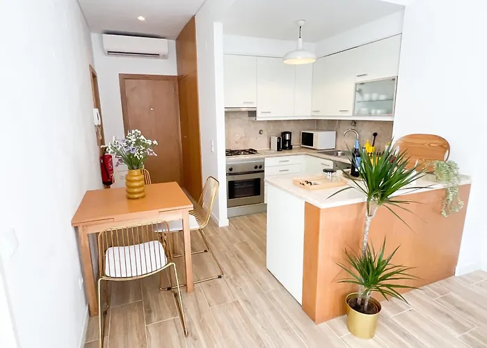 Luxury In Chiado 1 Br 아파트 리스본