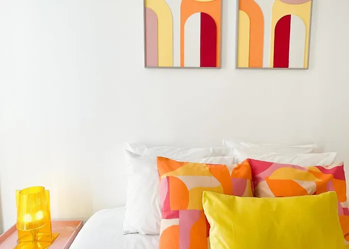 Luxury In Chiado 1 Br 아파트 리스본